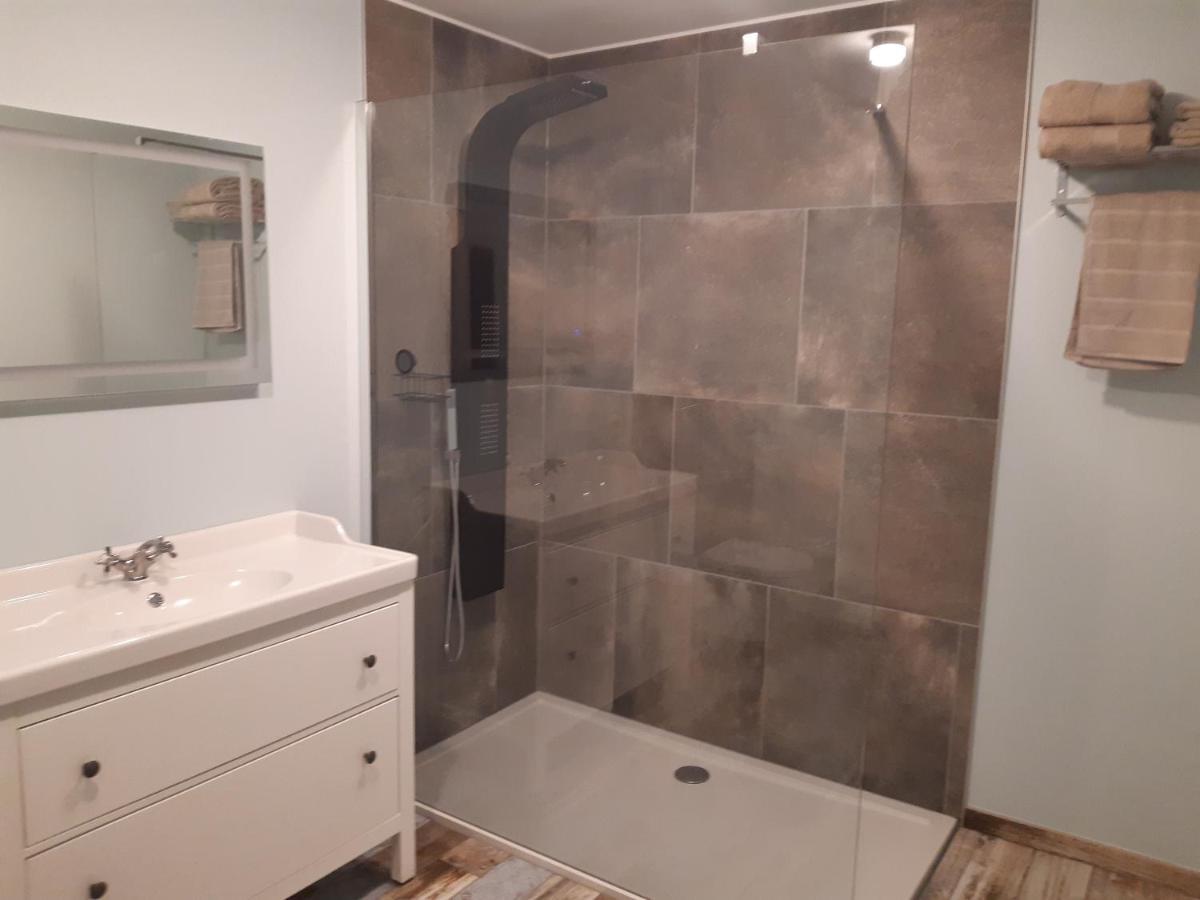 سينت اوده Les Chambres De La Fontaine De Brul المظهر الخارجي الصورة