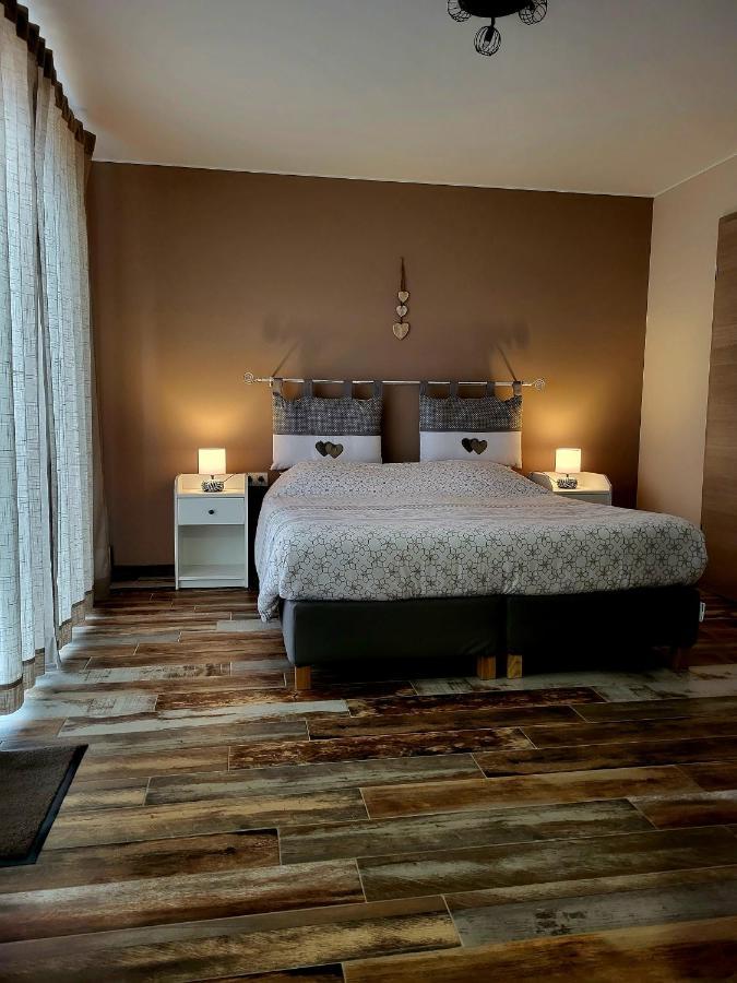 سينت اوده Les Chambres De La Fontaine De Brul المظهر الخارجي الصورة